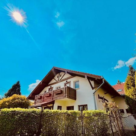 Sommer Panzio Balatonföldvár Екстериор снимка